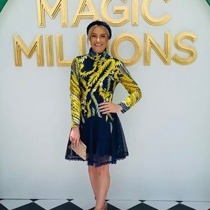 Meet your Posher, Crystal